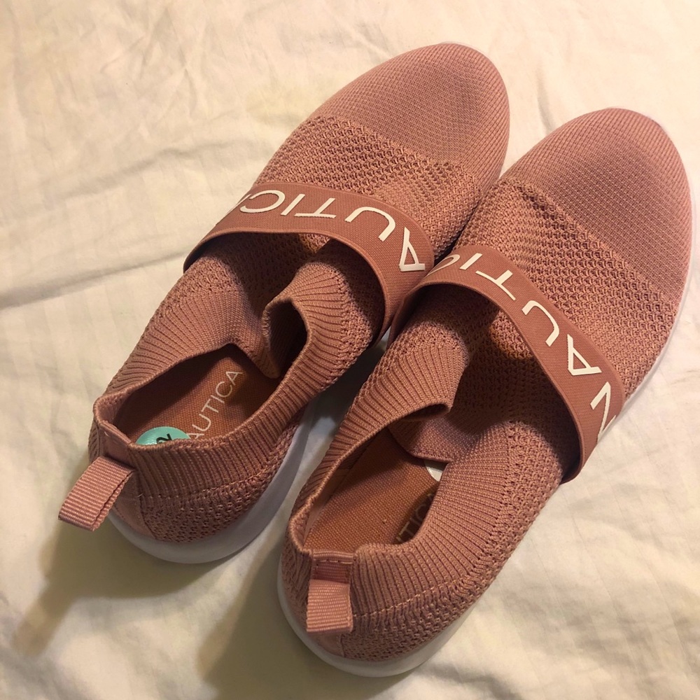 Náutica athletic shoes